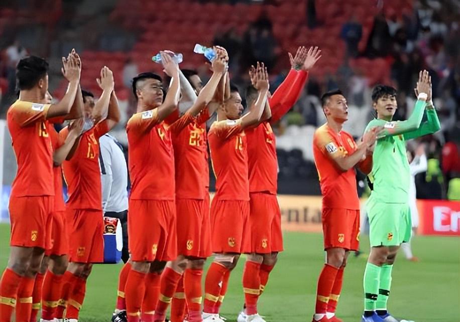 世俱杯赛程-喜讯！邵佳一国足将通过三场比赛考察新人，已有两位王牌表现不俗